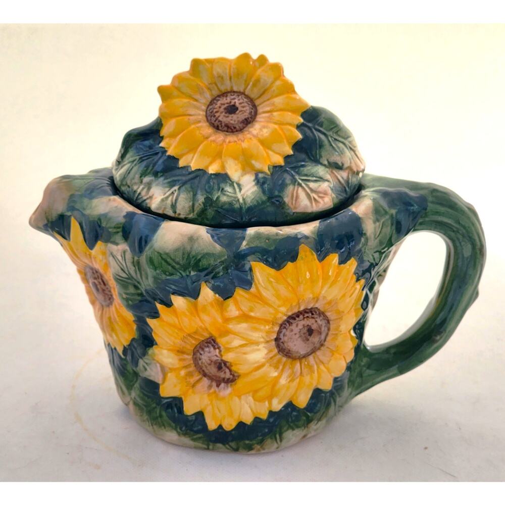 Teapot-World Bazaar-Sunflowers-Green-Floral-Garden-Holds 3 Cups